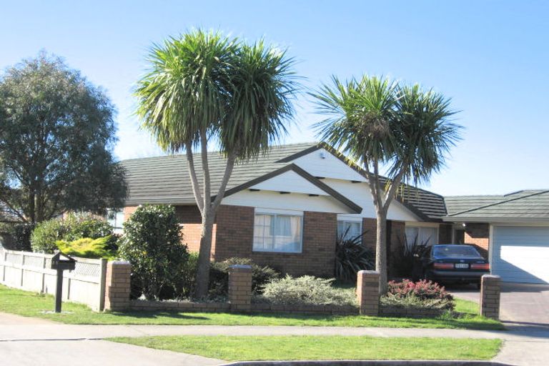 Photo of property in 27 Waipuna Place, Rototuna, Hamilton, 3210