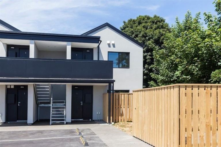 Photo of property in 2/40 Draper Street, Richmond, Christchurch, 8013