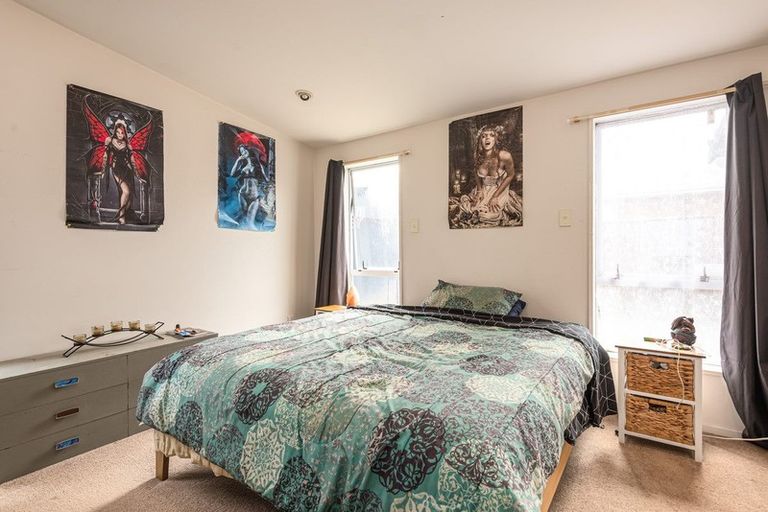 Photo of property in 35 Glenrowan Avenue, Avondale, Christchurch, 8061