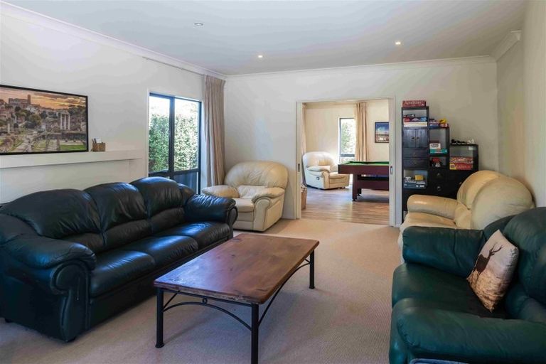 Photo of property in 28 Kinsella Crescent, Aidanfield, Christchurch, 8025