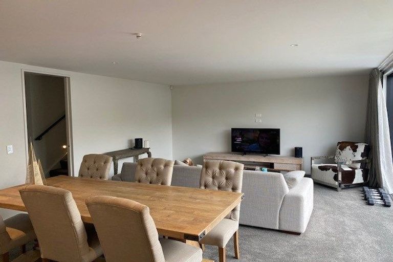 Photo of property in 9 Kahu Road, Riccarton, Christchurch, 8041