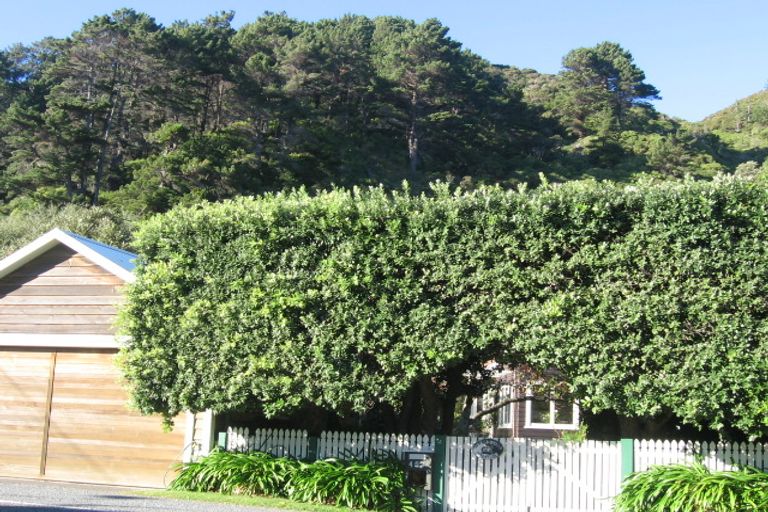 Photo of property in 451 Muritai Road, Eastbourne, Lower Hutt, 5013