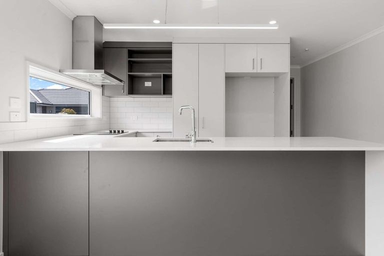 Photo of property in 3 Lattay Lane, Pyes Pa, Tauranga, 3112