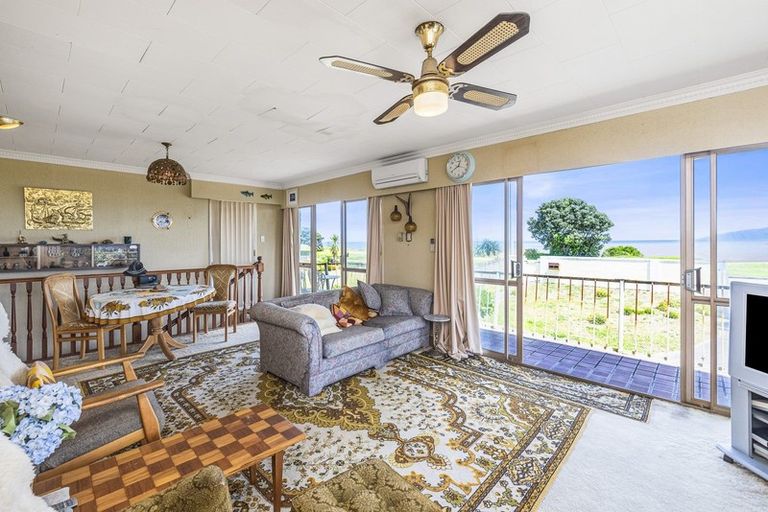 Photo of property in 80a Marine Parade, Paraparaumu Beach, Paraparaumu, 5032