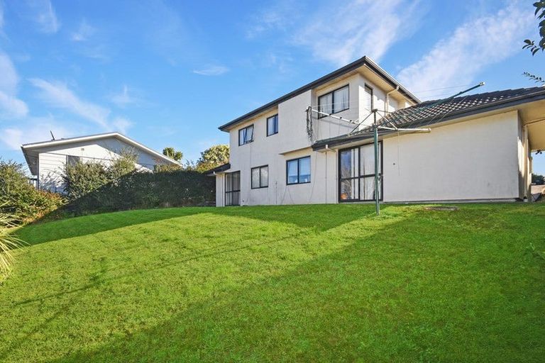 Photo of property in 12 Price Crescent, Mount Wellington, Auckland, 1060