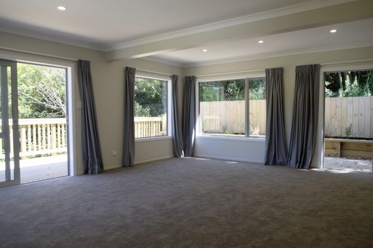 Photo of property in 4/102 Chester Road, Tawa, Wellington, 5028