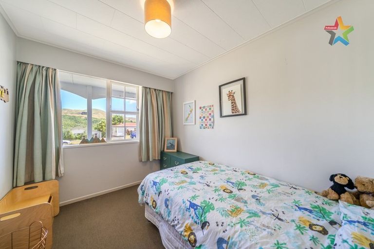 Photo of property in 130 Major Drive, Kelson, Lower Hutt, 5010