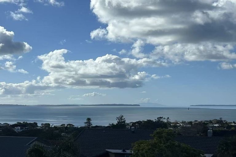Photo of property in 1 Rae Road, Campbells Bay, Auckland, 0620