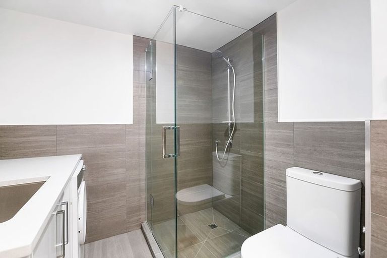 Photo of property in The Mews, 10/8 Basque Road, Eden Terrace, Auckland, 1021