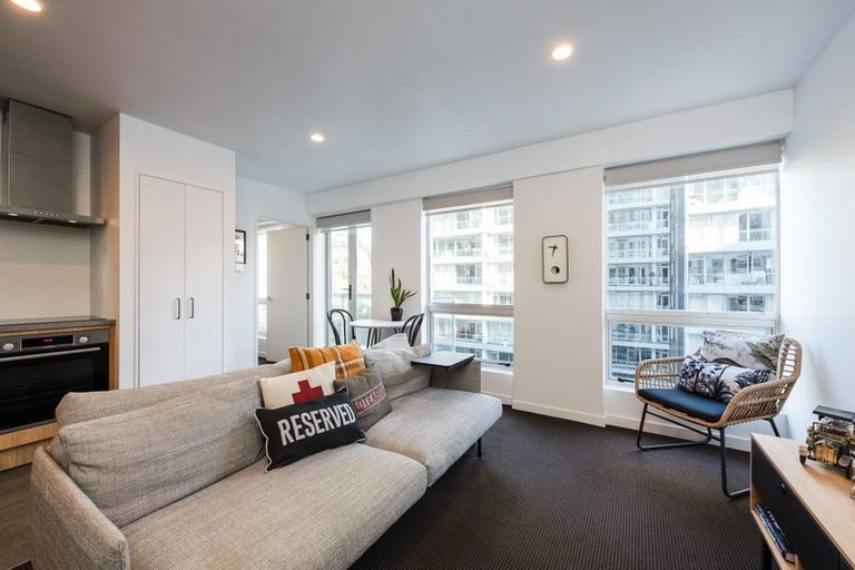 Photo of property in Terrace Heights Apartments, 6a/163 The Terrace, Wellington Central, Wellington, 6011