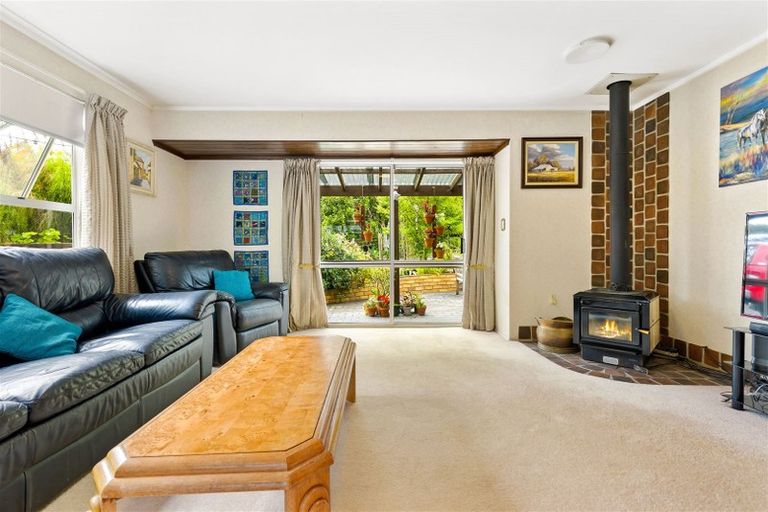 Photo of property in 45 Bethells Road, Waitakere, Henderson, 0782