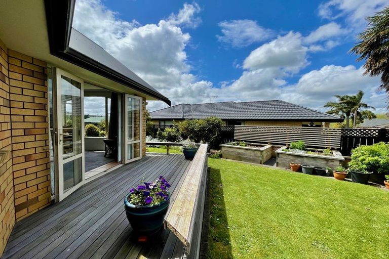 Photo of property in 27 Ridgeway Road, Pukekohe, 2120