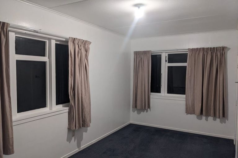 Photo of property in 166 Carrington Street, Lower Vogeltown, New Plymouth, 4310