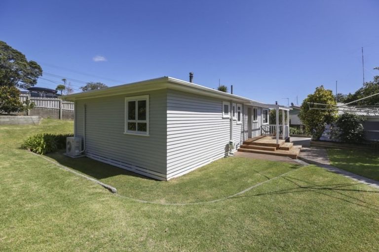 Photo of property in 66 Huatoki Street, Vogeltown, New Plymouth, 4310