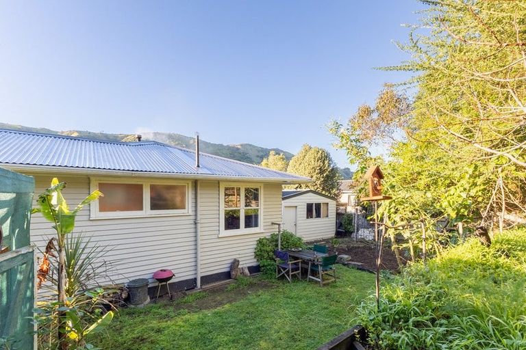 Photo of property in 5 Leinster Avenue, Raumati South, Paraparaumu, 5032