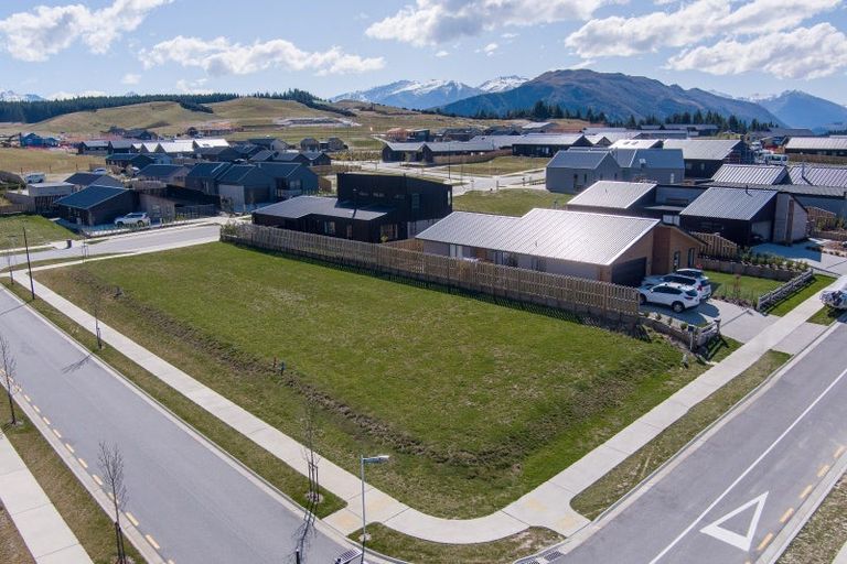 Photo of property in Northlake, 1 Linnburn Road, Wanaka, 9305