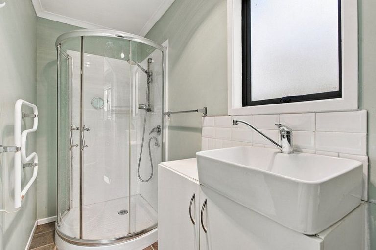 Photo of property in 14 Jade Place, Bell Block, New Plymouth, 4312