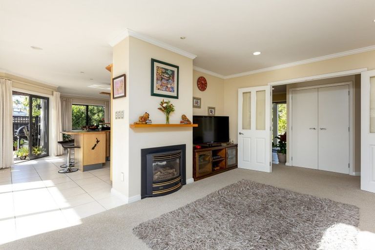 Photo of property in 2 Sabana Place, Bethlehem, Tauranga, 3110