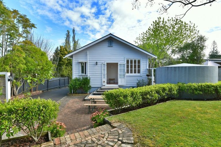 Photo of property in 524a Whangaparaoa Road, Stanmore Bay, Whangaparaoa, 0932
