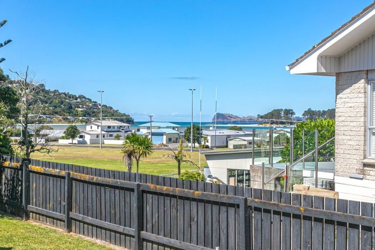 Photo of property in 14 Tokoroa Road, Tairua, 3508