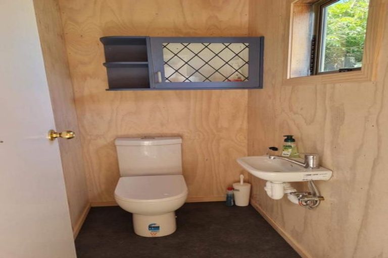 Photo of property in 273 Peka Peka Road, Peka Peka, Waikanae, 5391