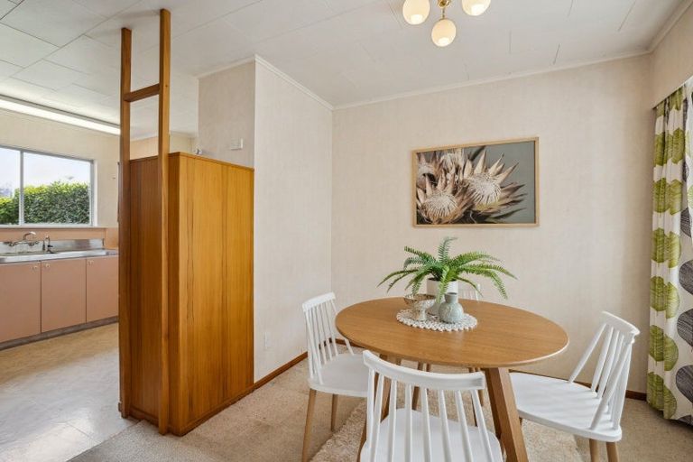 Photo of property in 4 Matipo Street, Waikanae, 5036