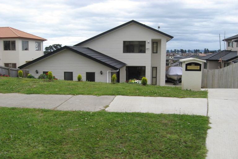 Photo of property in 56 Crossandra Drive, Mangere, Auckland, 2022