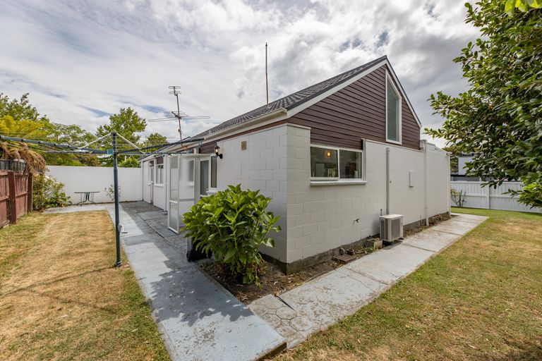 Photo of property in 23 Glenside Avenue, Ilam, Christchurch, 8041