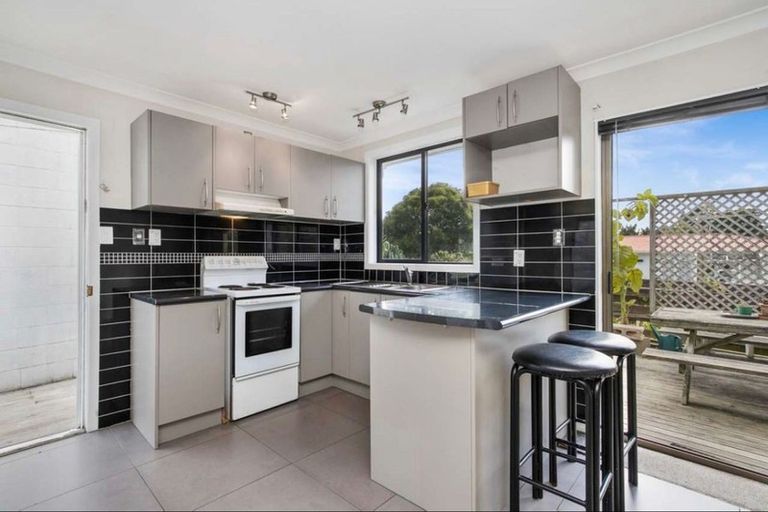 Photo of property in 85a Station Road, Papatoetoe, Auckland, 2025