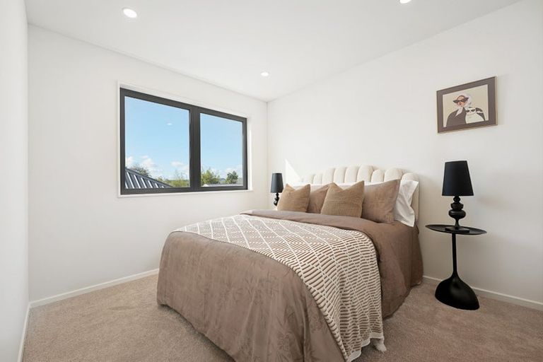 Photo of property in 334c Swanson Road, Ranui, Auckland, 0612