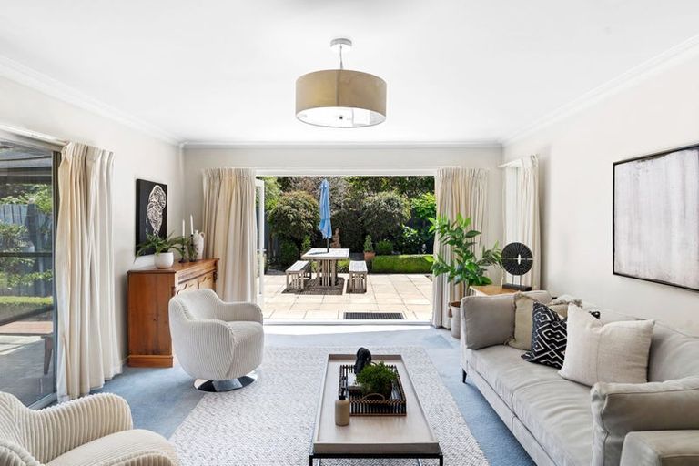 Photo of property in 2/14b Penhelig Place, Burnside, Christchurch, 8053