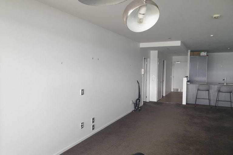 Photo of property in 412/7 Humber Street, Pandora, Napier, 4110