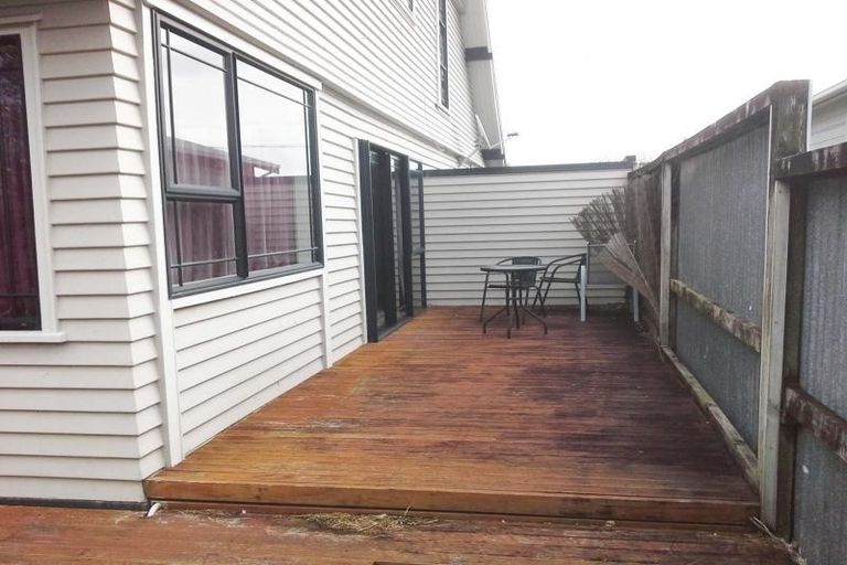 Photo of property in 7 Sanders Avenue, Westown, New Plymouth, 4310