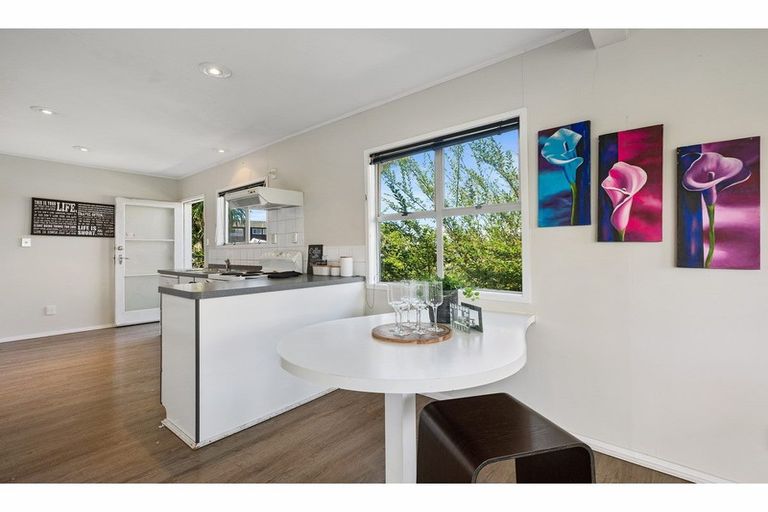 Photo of property in 132 Deep Creek Road, Torbay, Auckland, 0630