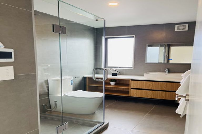 Photo of property in 24 Clayden Shuttleworth Street, Papakura, 2110