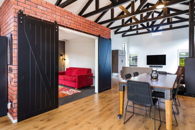 Photo of property in 2 Peregrine Place, Kinloch, Taupo, 3377