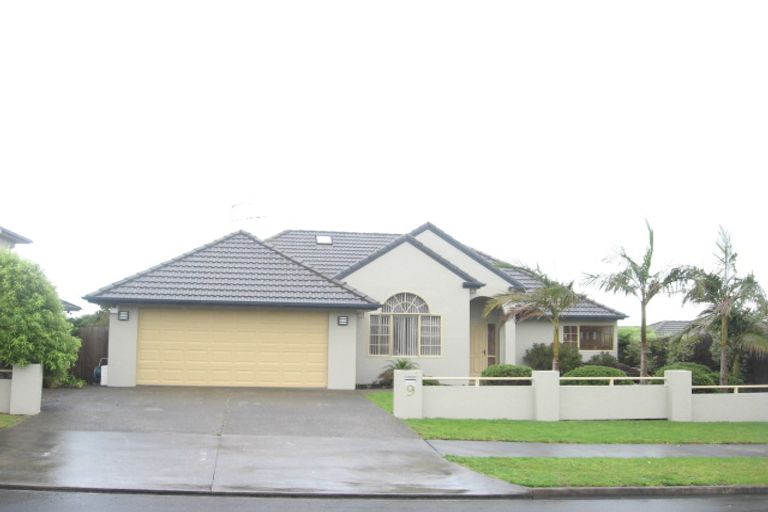Photo of property in 9 Menen Place, Manurewa, Auckland, 2105