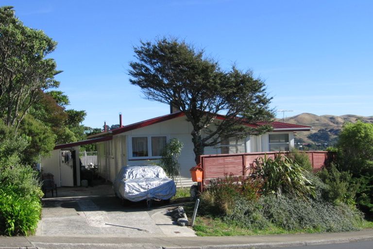 Photo of property in 72 Beazley Avenue, Paparangi, Wellington, 6037