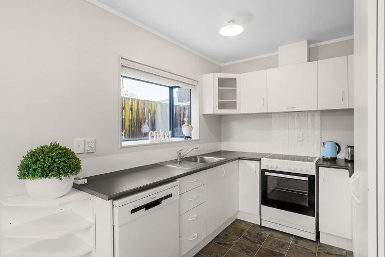 Photo of property in 12b Oropi Road, Greerton, Tauranga, 3112