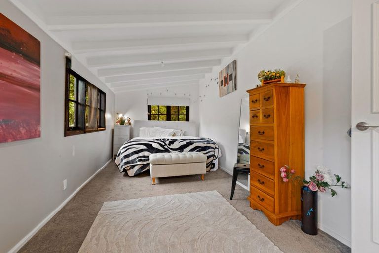 Photo of property in 53 Stillwater Crescent, Stillwater, Silverdale, 0993