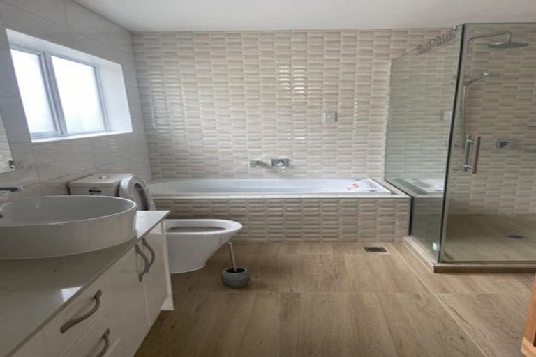 Photo of property in 67 Rosewell Crescent, Flat Bush, Auckland, 2019