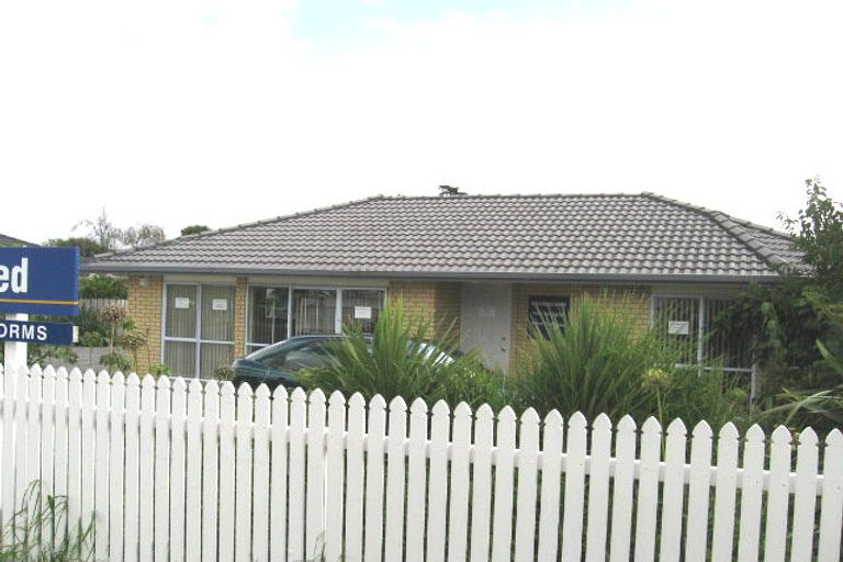 Photo of property in 176a Lincoln Road, Henderson, Auckland, 0610