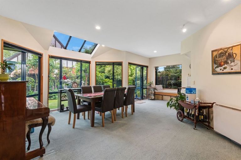 Photo of property in 88b Maidstone Road, Ilam, Christchurch, 8041