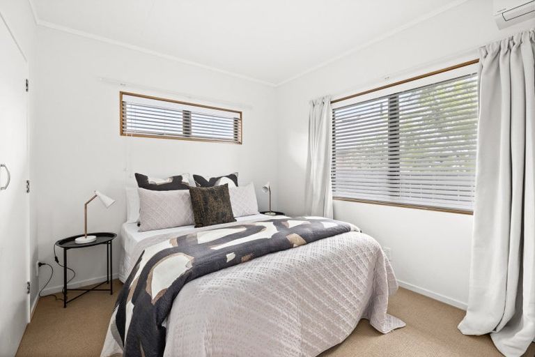 Photo of property in 2 Bale Place, Havelock North, 4130