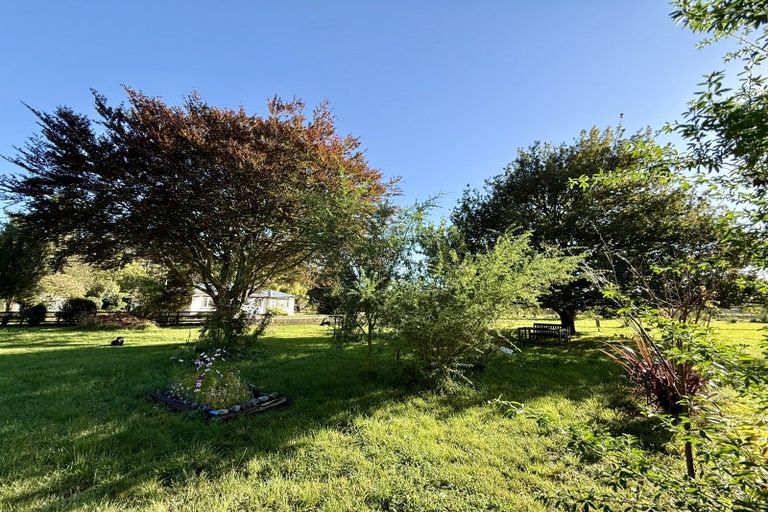 Photo of property in 1034 Waitahora Road, Waitahora, Dannevirke, 4971