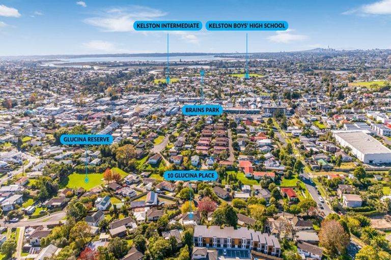 Photo of property in 10 Glucina Place, Glen Eden, Auckland, 0602