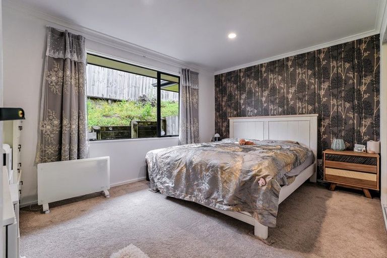 Photo of property in 115c Woodglen Road, Glen Eden, Auckland, 0602