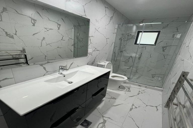 Photo of property in 3/2 Donnell Avenue, Favona, Auckland, 2024