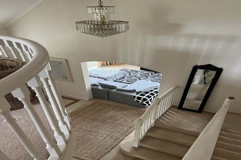 Photo of property in 41 Corta Bella Place, Golflands, Auckland, 2013