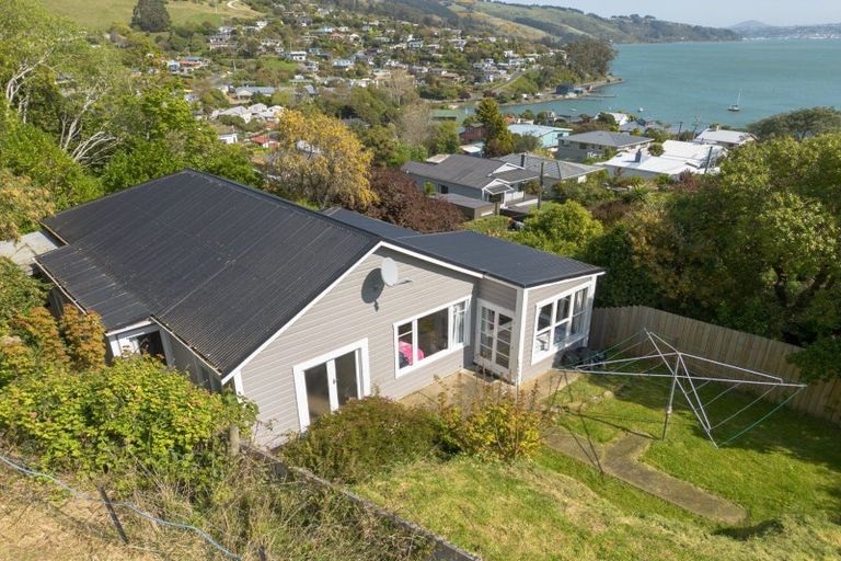 Photo of property in 9 Marett Street, Macandrew Bay, Dunedin, 9014
